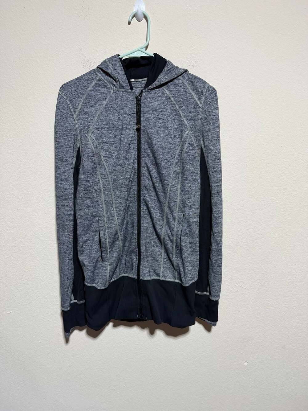 Lululemon Daily Practice Jacket Women's Size 8 Black Heathered Full Zip Hooded